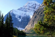 比切尔西还狠！蓝军卫星队白堡首发平均21岁，现法甲第5离欧冠3分.